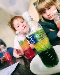 Cubs making a lava lamp